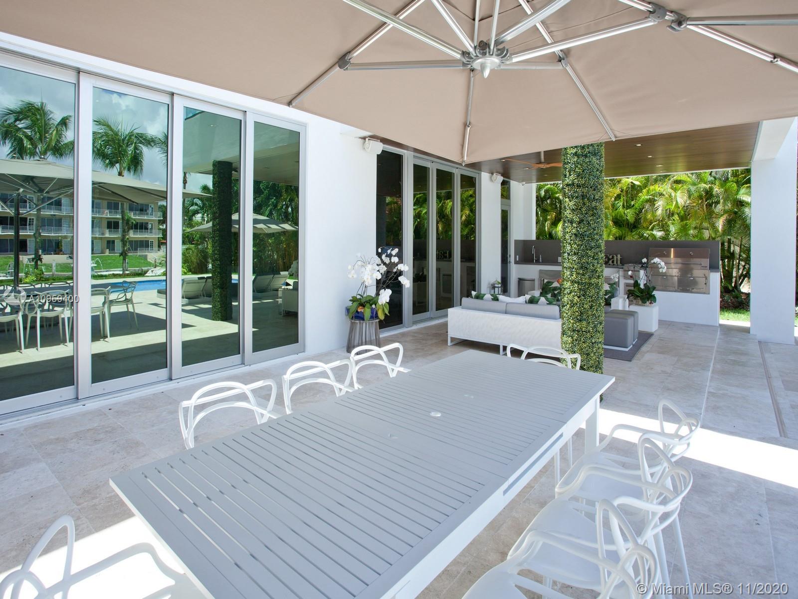 6300 CABALLERO BL Coral Gables, FL 33146