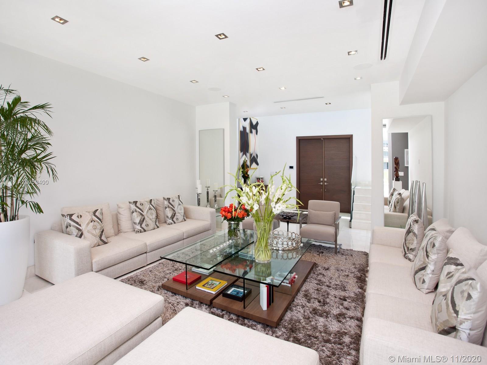 6300 CABALLERO BL Coral Gables, FL 33146