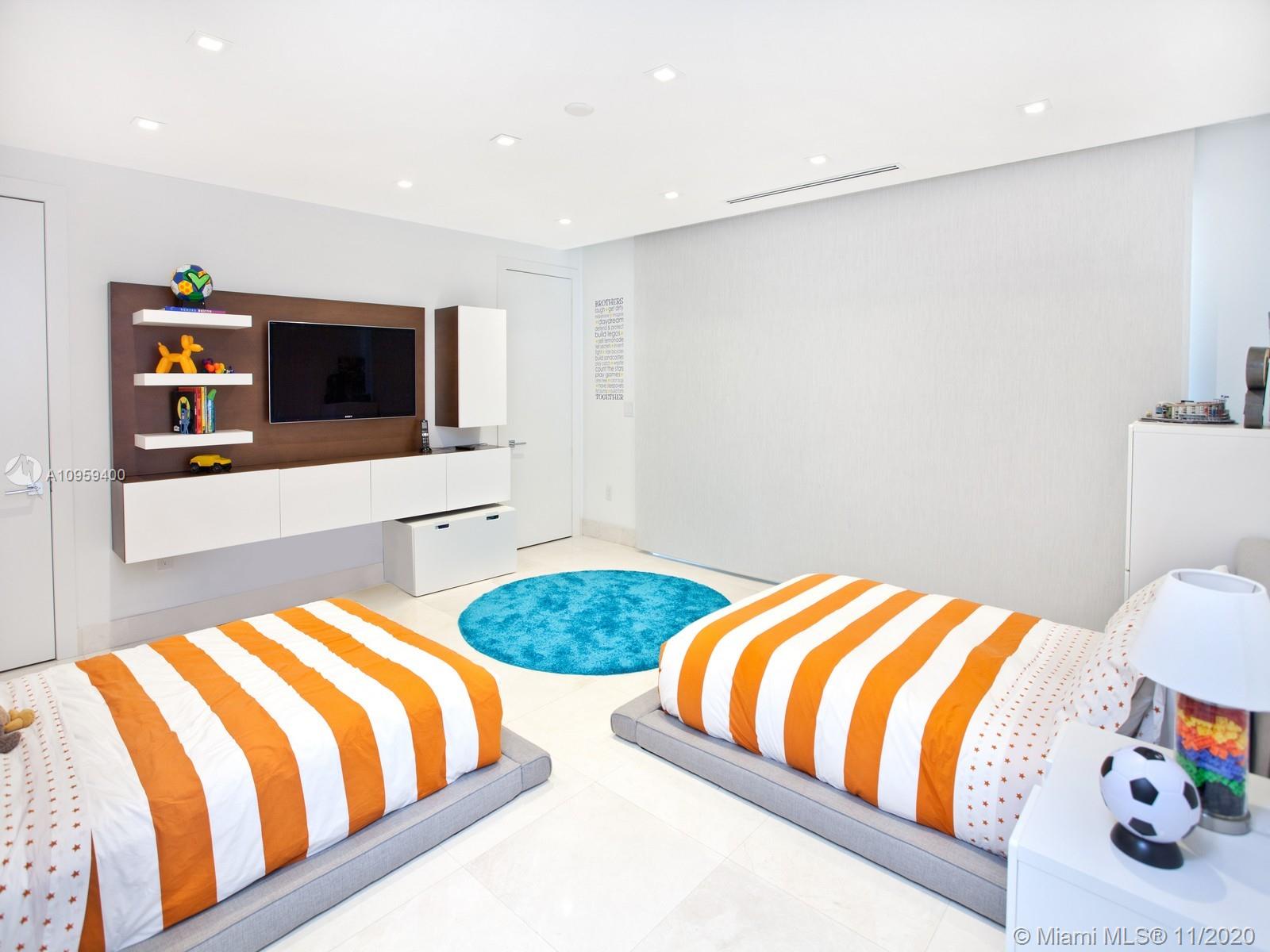 6300 CABALLERO BL Coral Gables, FL 33146