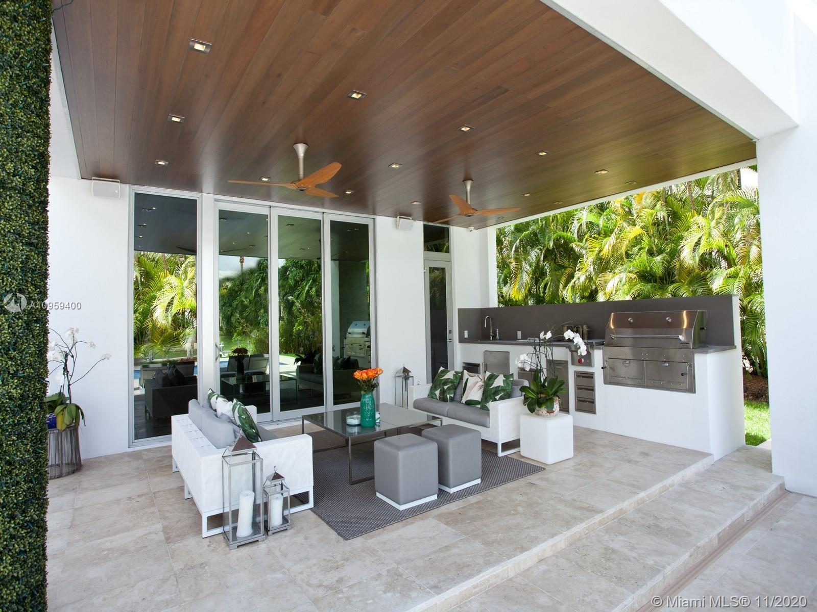 6300 CABALLERO BL Coral Gables, FL 33146