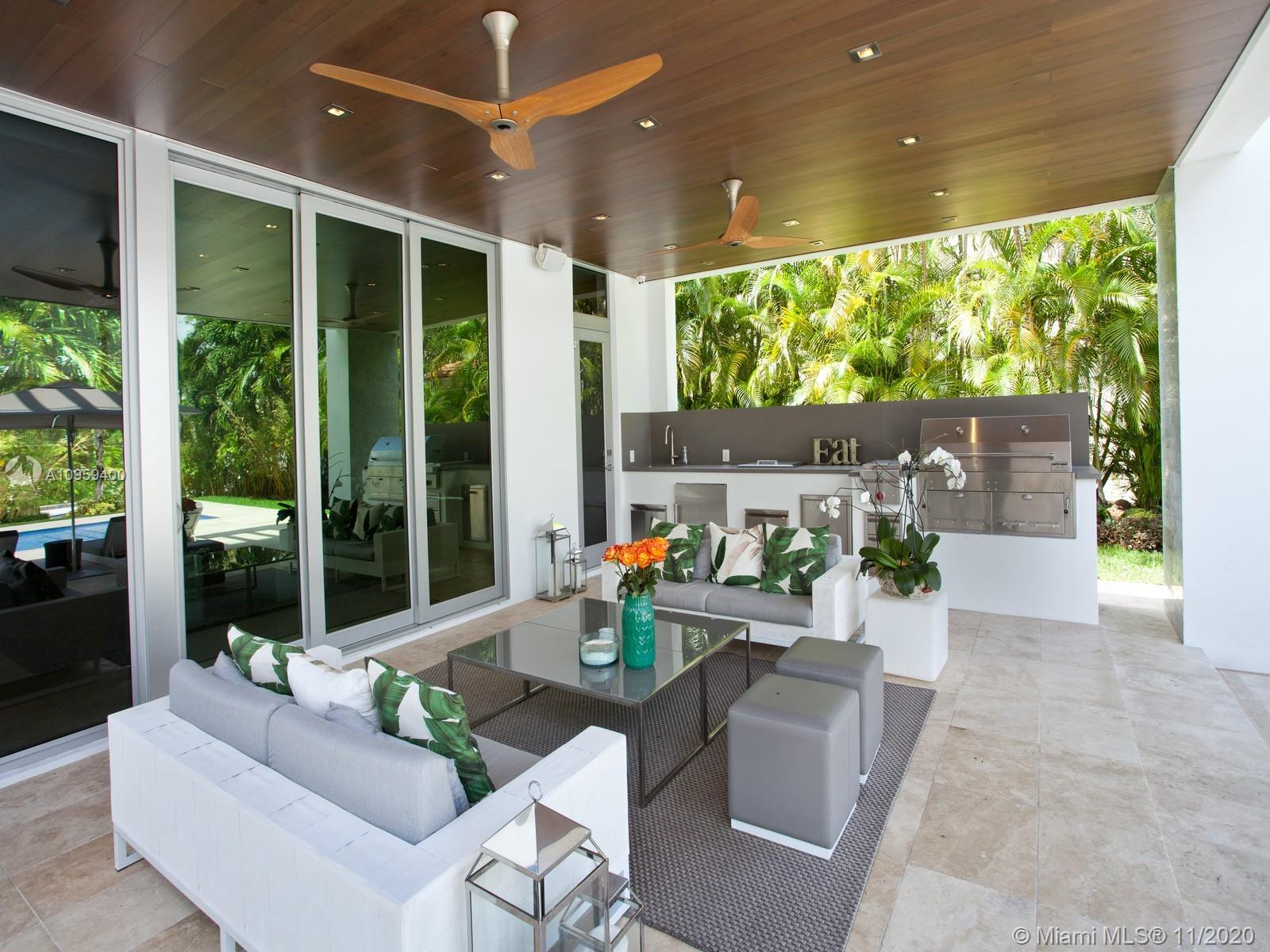 6300 CABALLERO BL Coral Gables, FL 33146