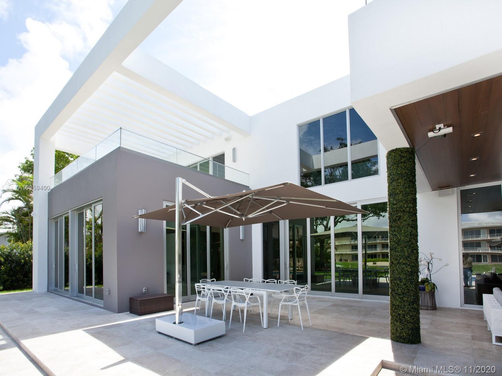 6300 CABALLERO BL Coral Gables, FL 33146