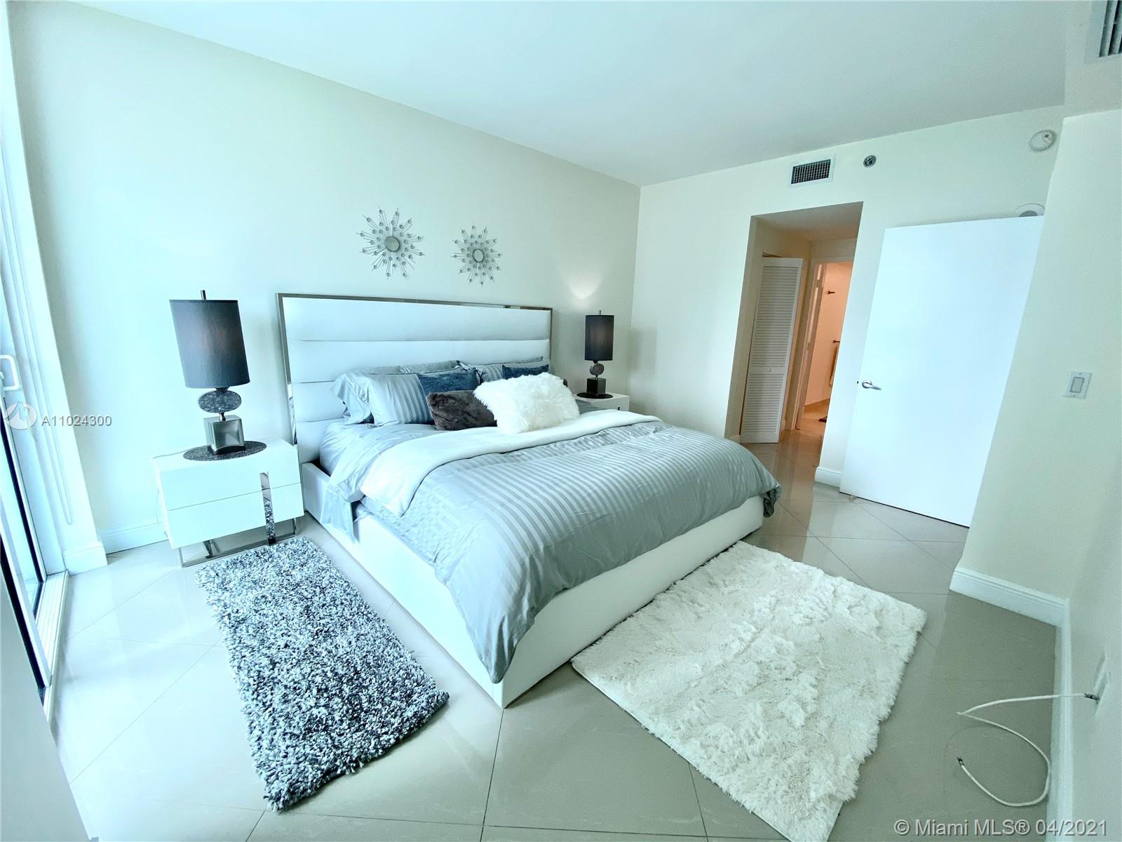 image The Plaza on Brickell East14