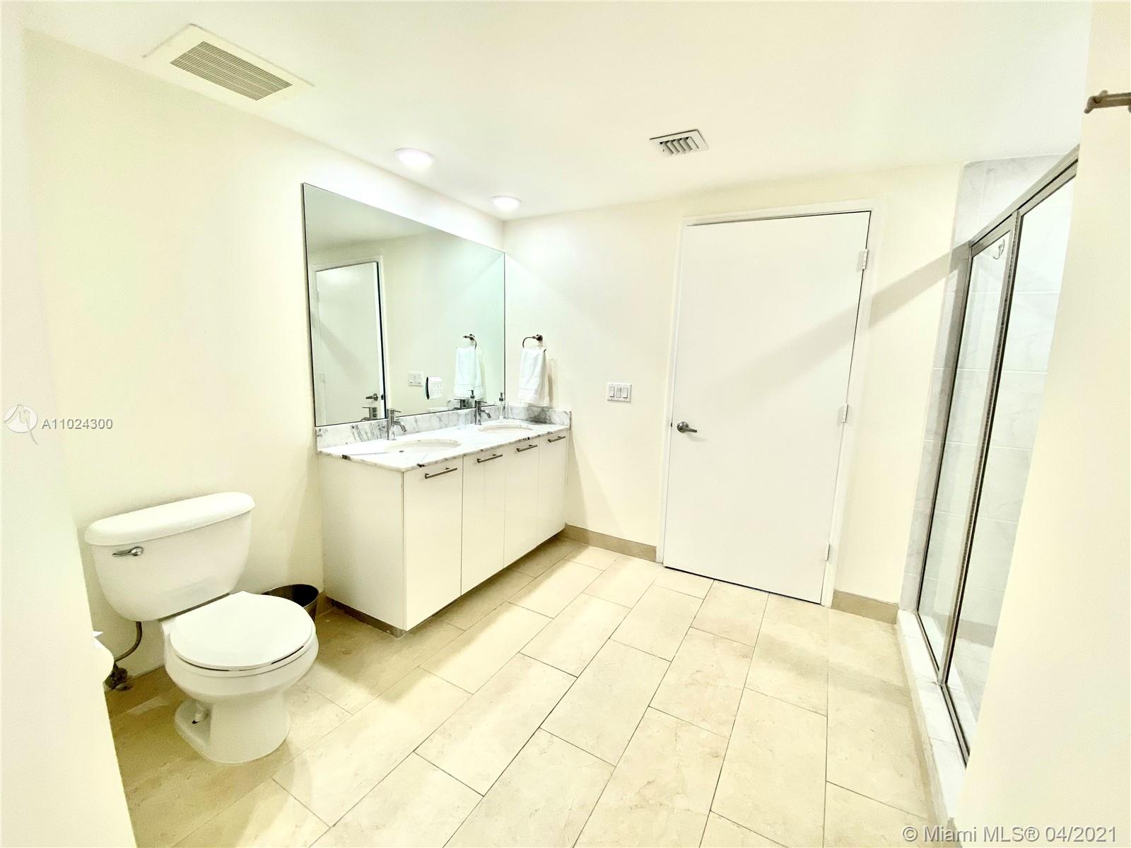 image The Plaza on Brickell East20