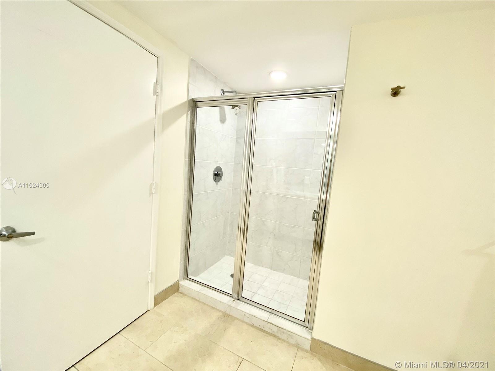 image The Plaza on Brickell East23