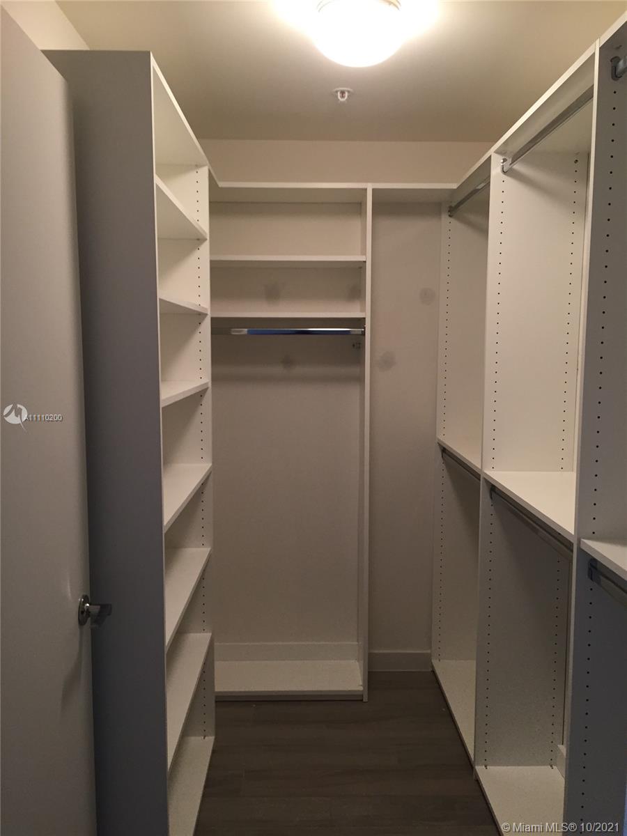 999 SW 1 AVE #2209, Miami, FL 33130