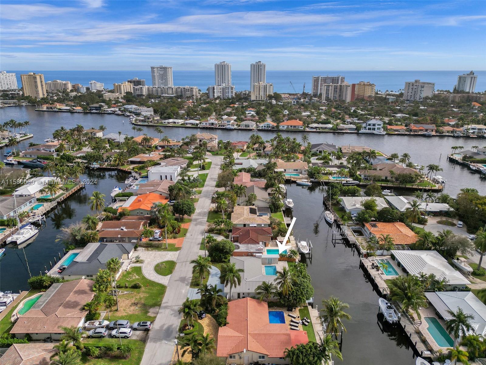 2560 SE 9th St,Pompano Beach, FL 33062