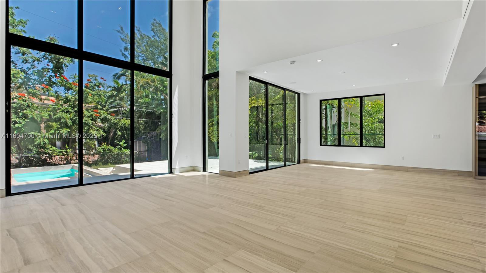 345 W 46th St #345 Miami Beach, FL 33140 345 W 46th St #345 Miami Beach, FL 33140