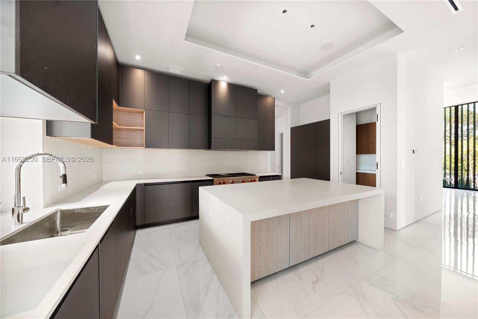 4430 Nautilus Dr Miami Beach, FL 33140