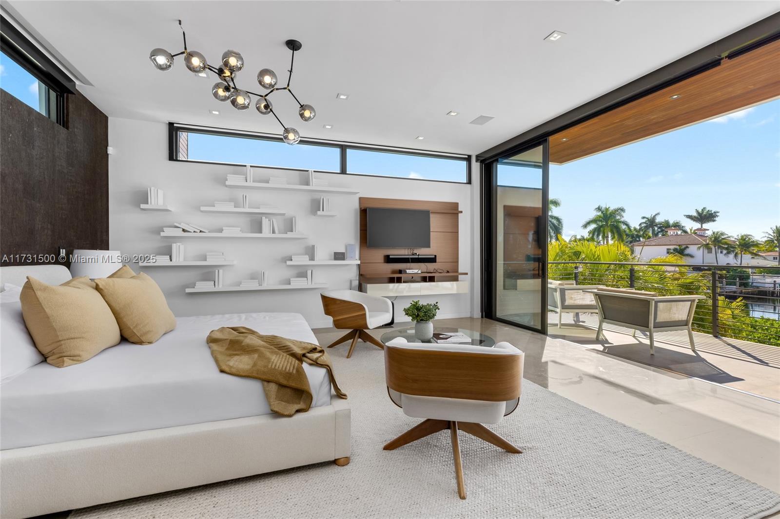 17050 NE 35th Ave North Miami Beach, FL 33160