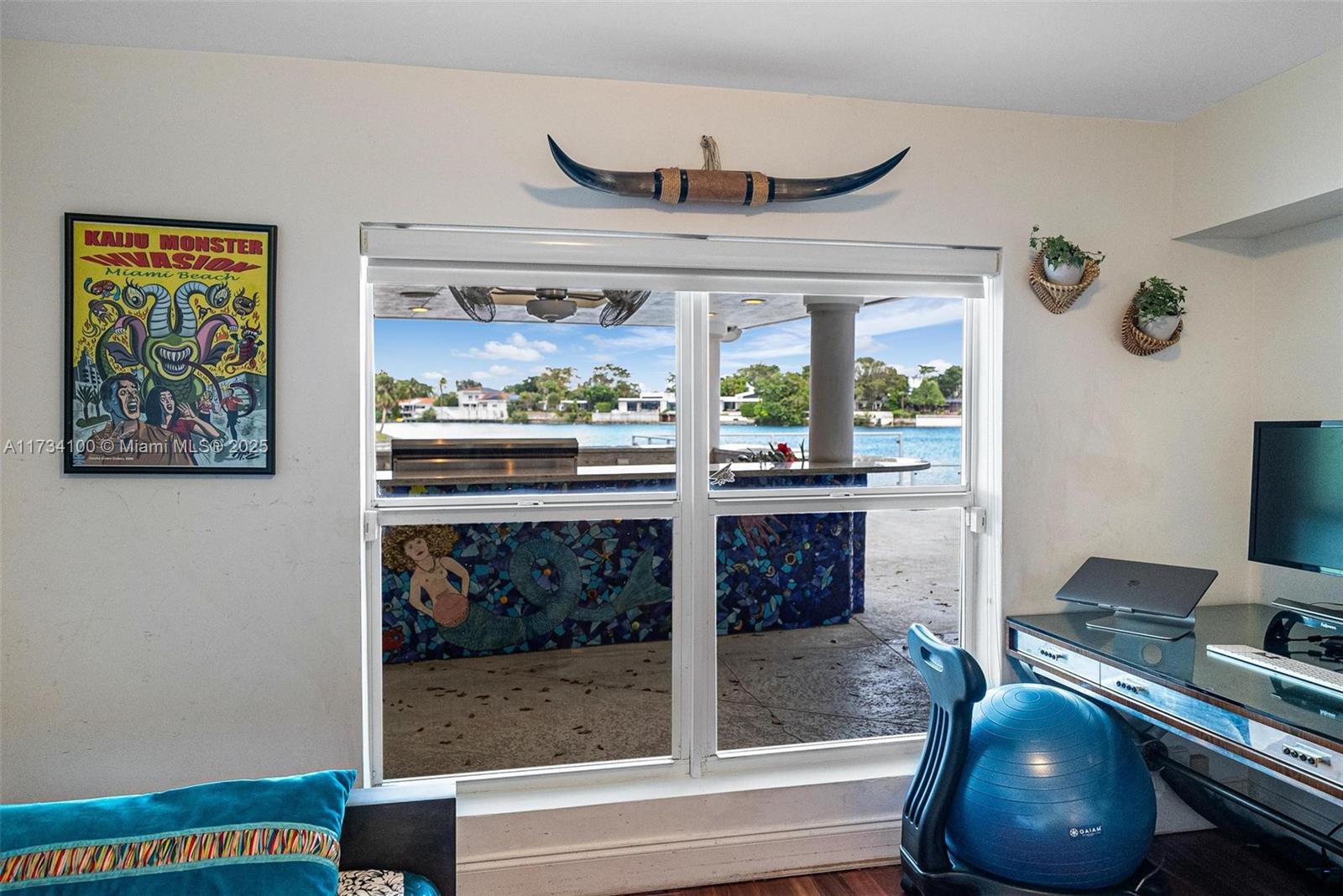 2091 NE 191st Dr North Miami Beach, FL 33179