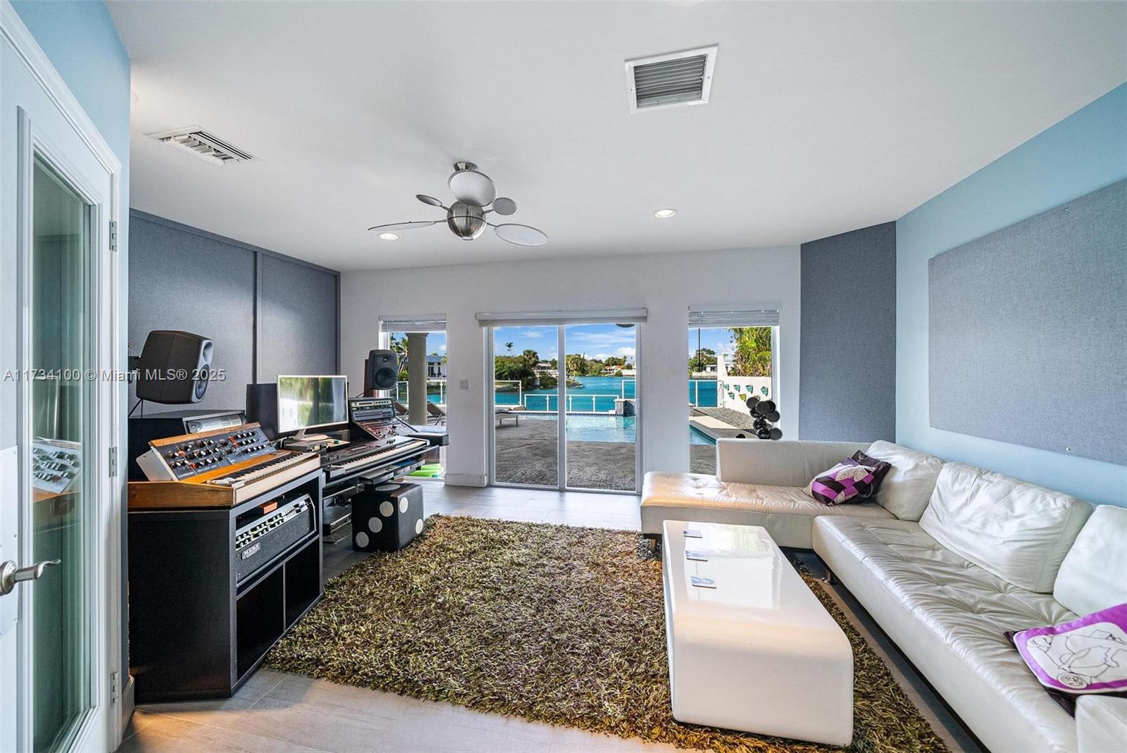 2091 NE 191st Dr North Miami Beach, FL 33179