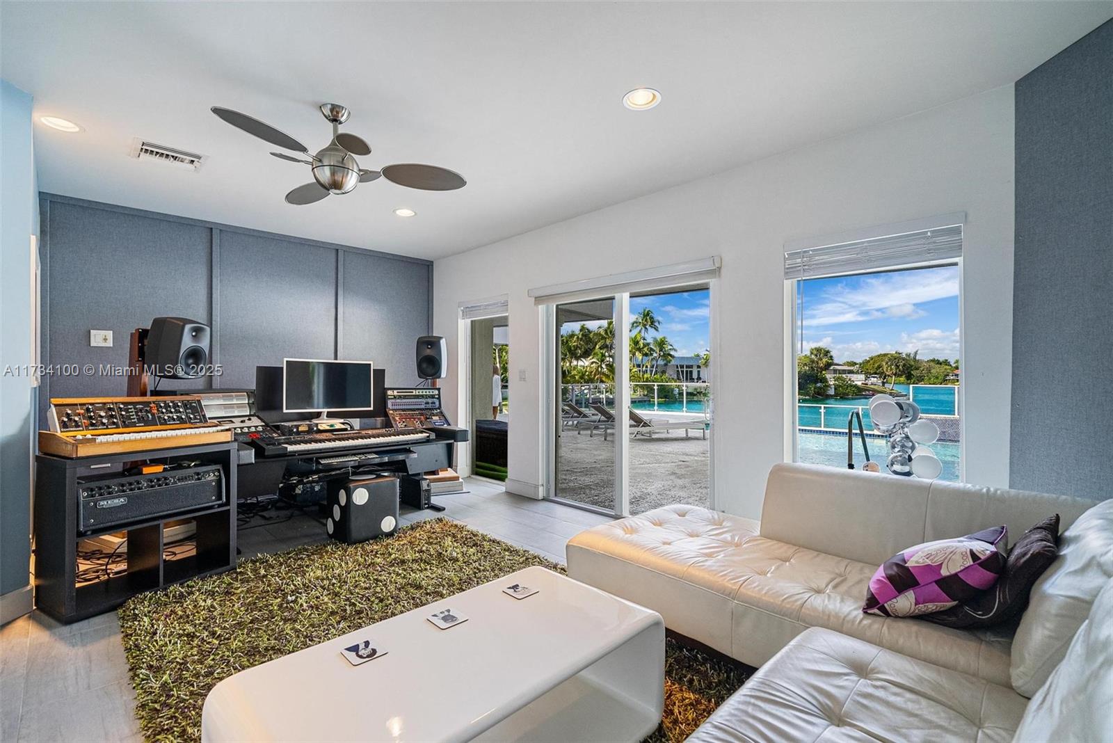 2091 NE 191st Dr North Miami Beach, FL 33179