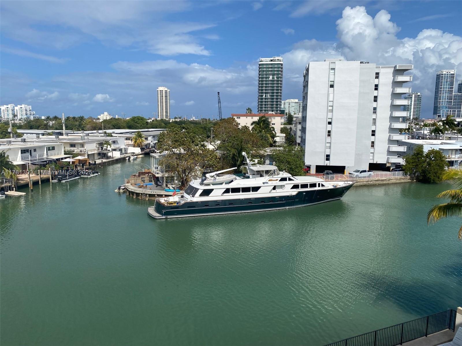 7125 Bay Dr #506 Miami Beach, FL 33141