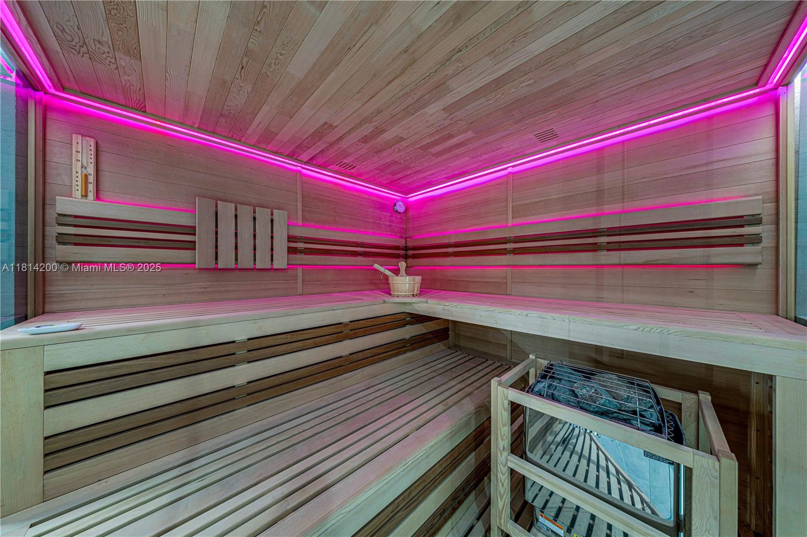 420 N Hibiscus Dr Miami Beach, FL 33139 420 N Hibiscus Dr Miami Beach, FL 33139