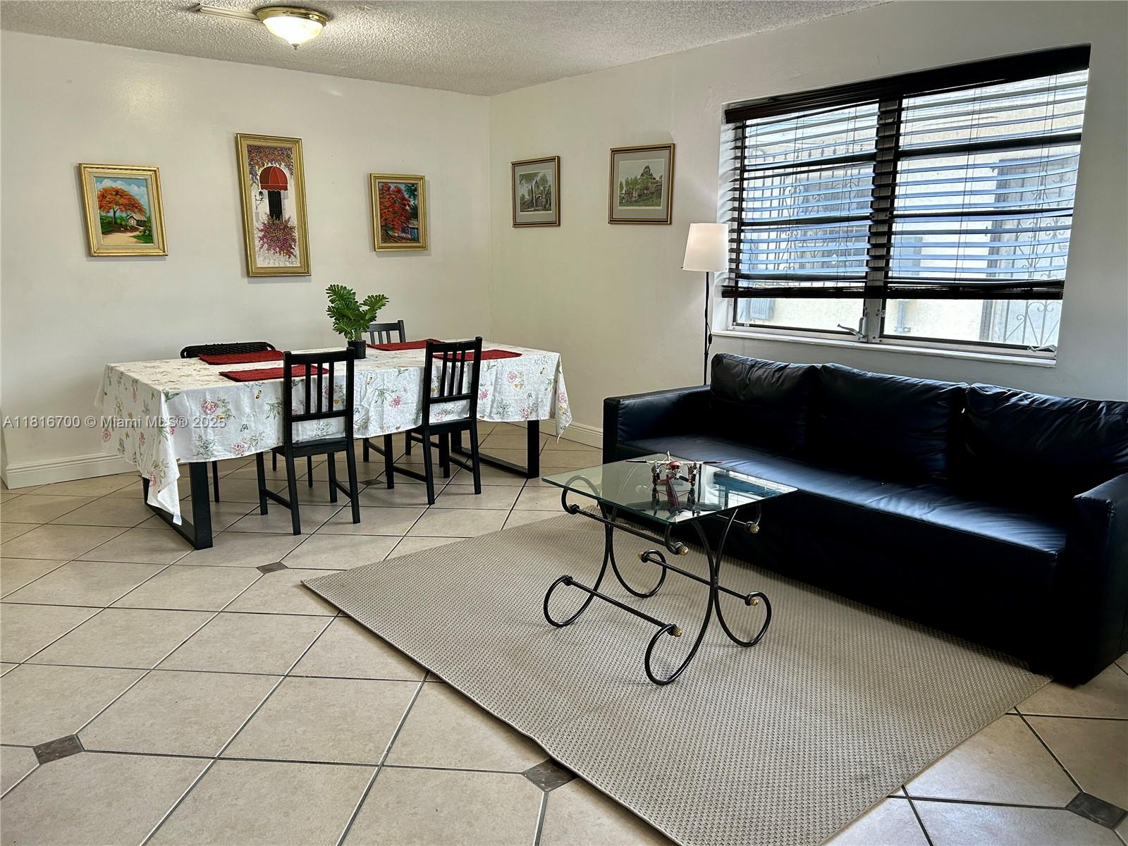 5726 SW 20th St,Miami, FL 33155