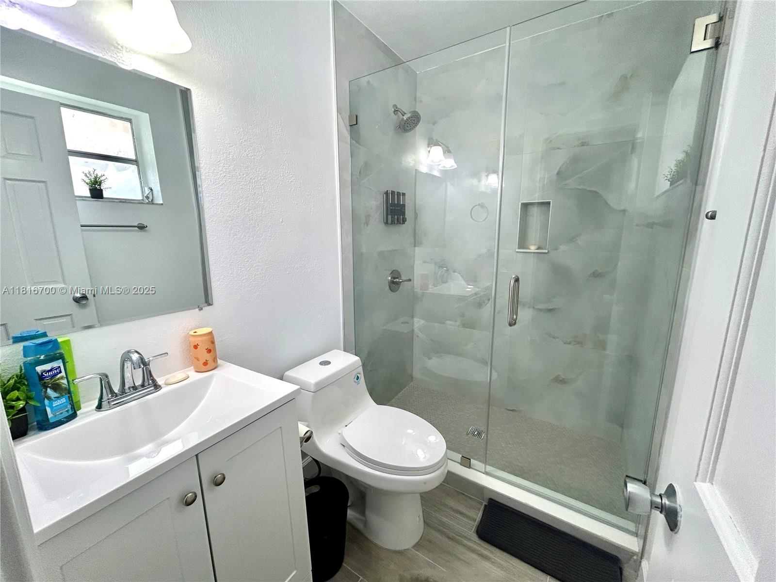 5726 SW 20th St,Miami, FL 33155