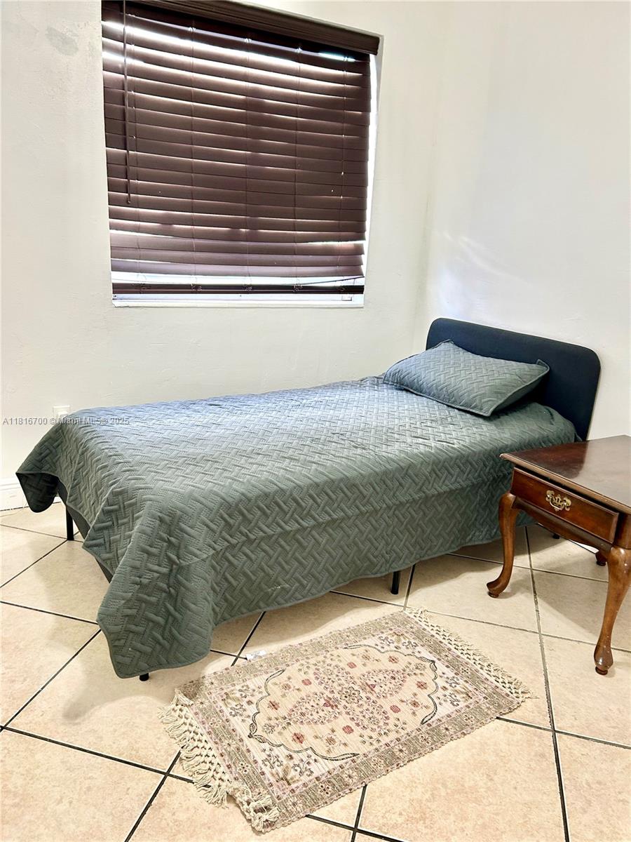 5726 SW 20th St,Miami, FL 33155