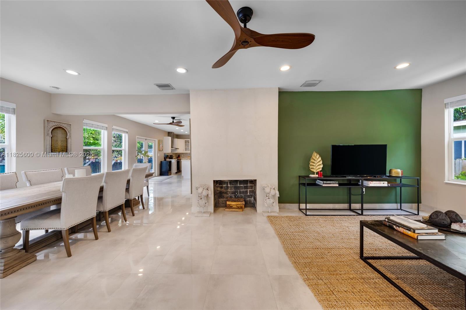 120 NW 49th St Miami, FL 33127 120 NW 49th St Miami, FL 33127