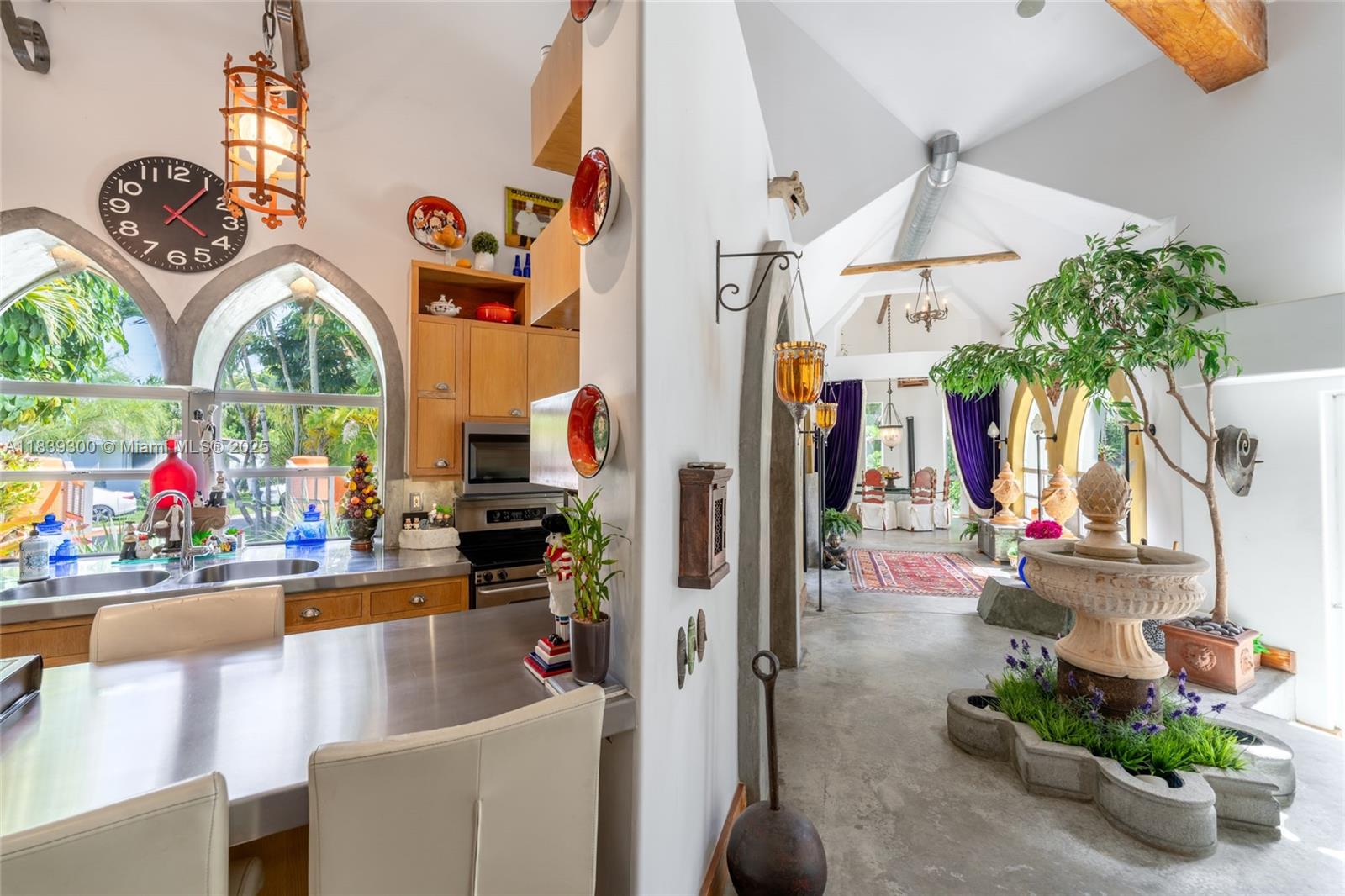 6867 SW 62nd Ter South Miami, FL 33143