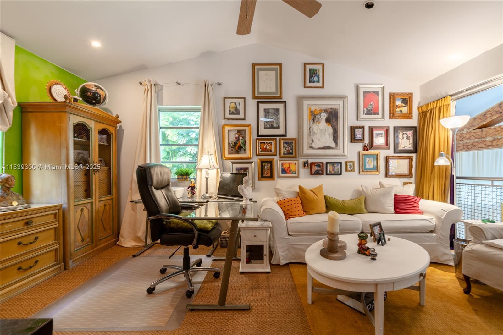 6867 SW 62nd Ter South Miami, FL 33143