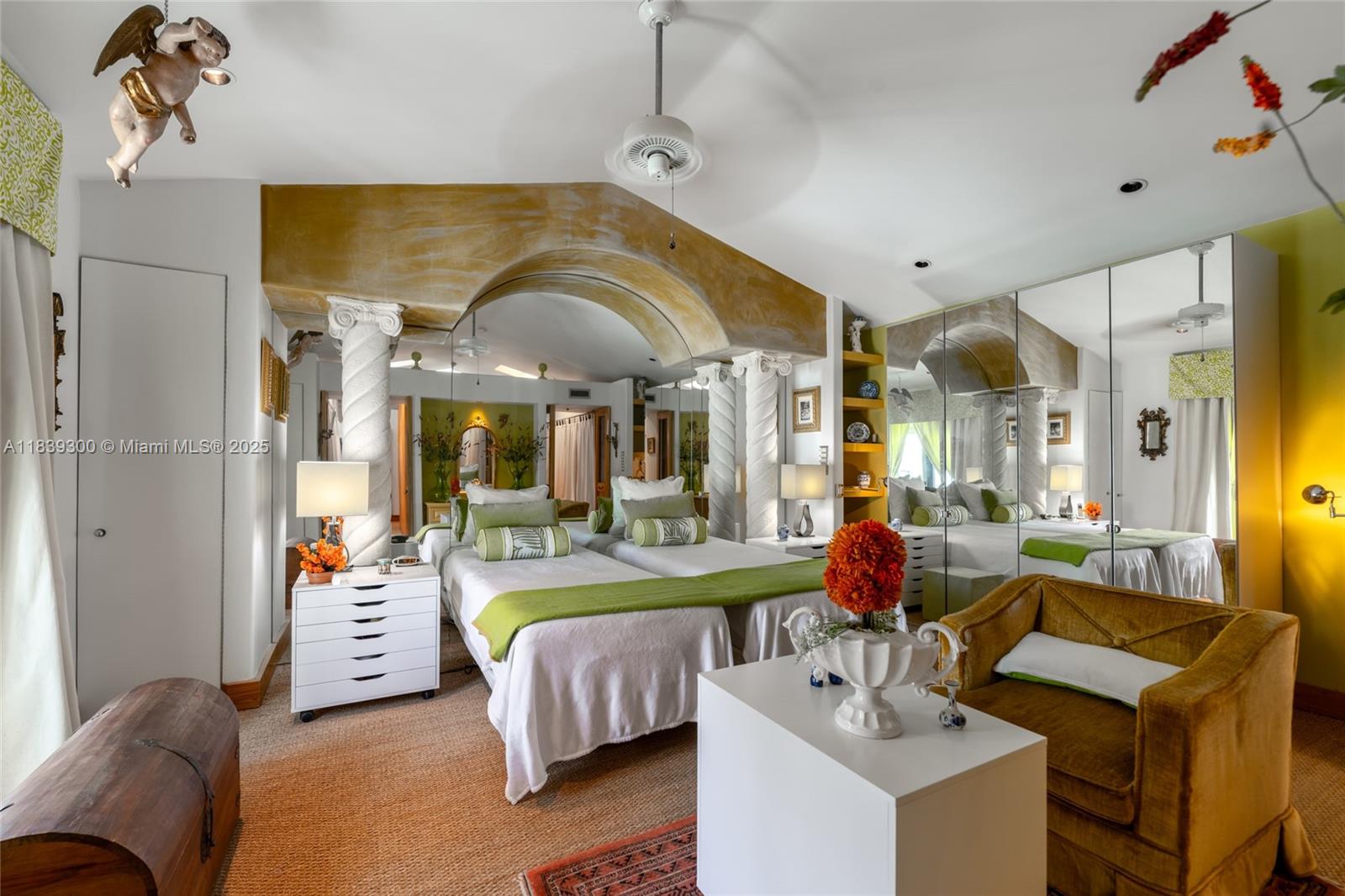 6867 SW 62nd Ter South Miami, FL 33143