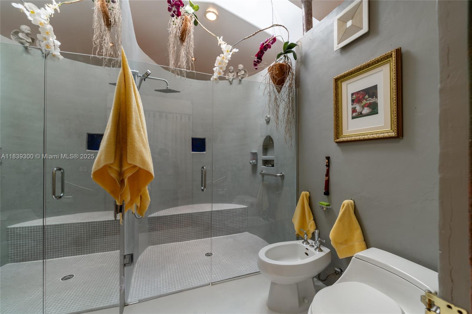 6867 SW 62nd Ter South Miami, FL 33143