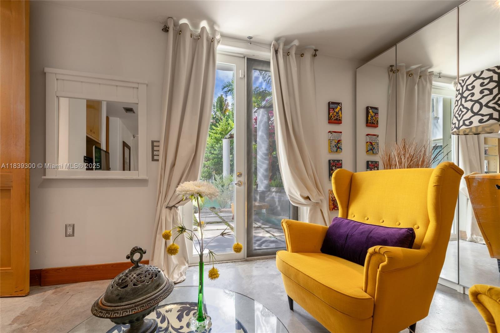 6867 SW 62nd Ter South Miami, FL 33143