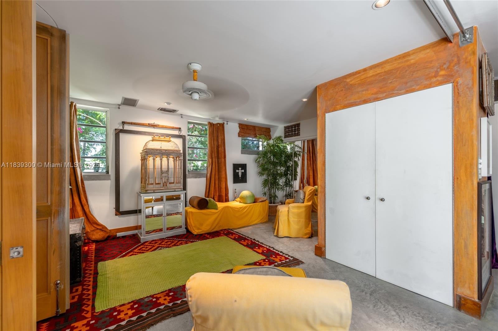 6867 SW 62nd Ter South Miami, FL 33143