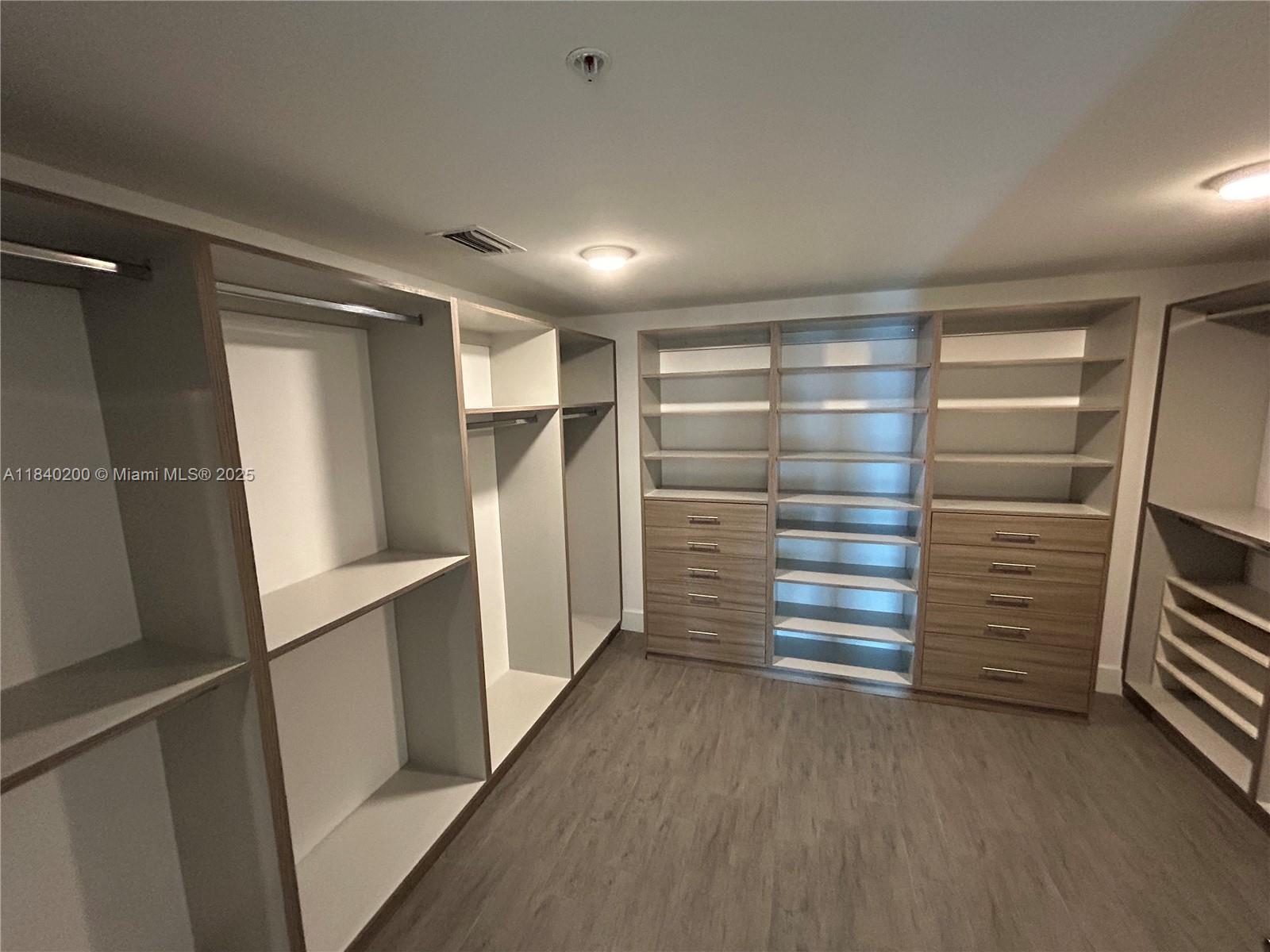 image 400 Sunny Isles15