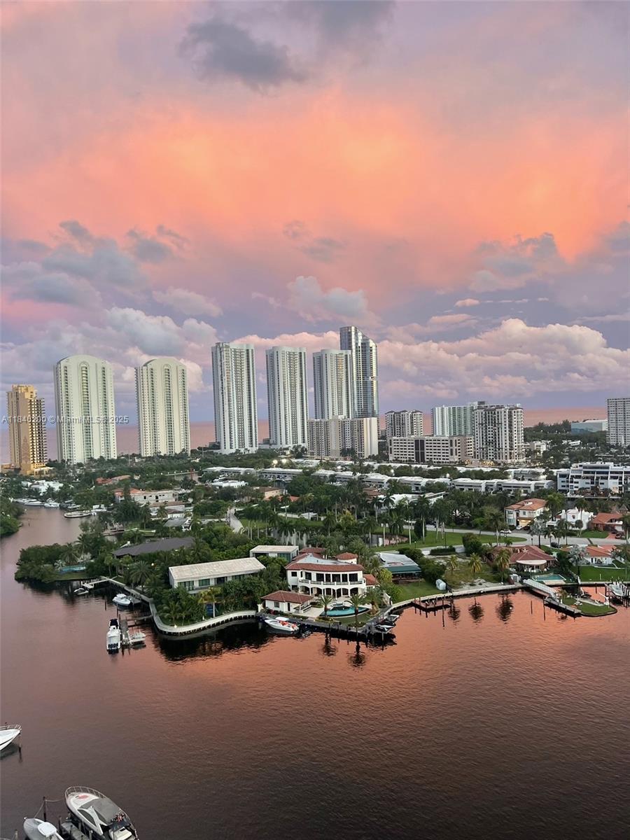 image 400 Sunny Isles3