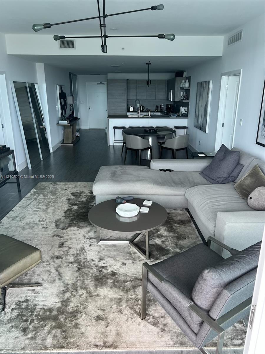 image 400 Sunny Isles5