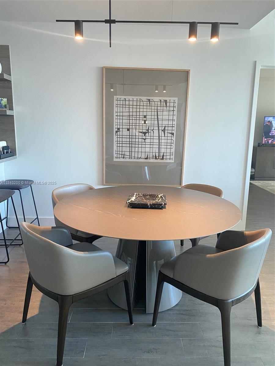 image 400 Sunny Isles7