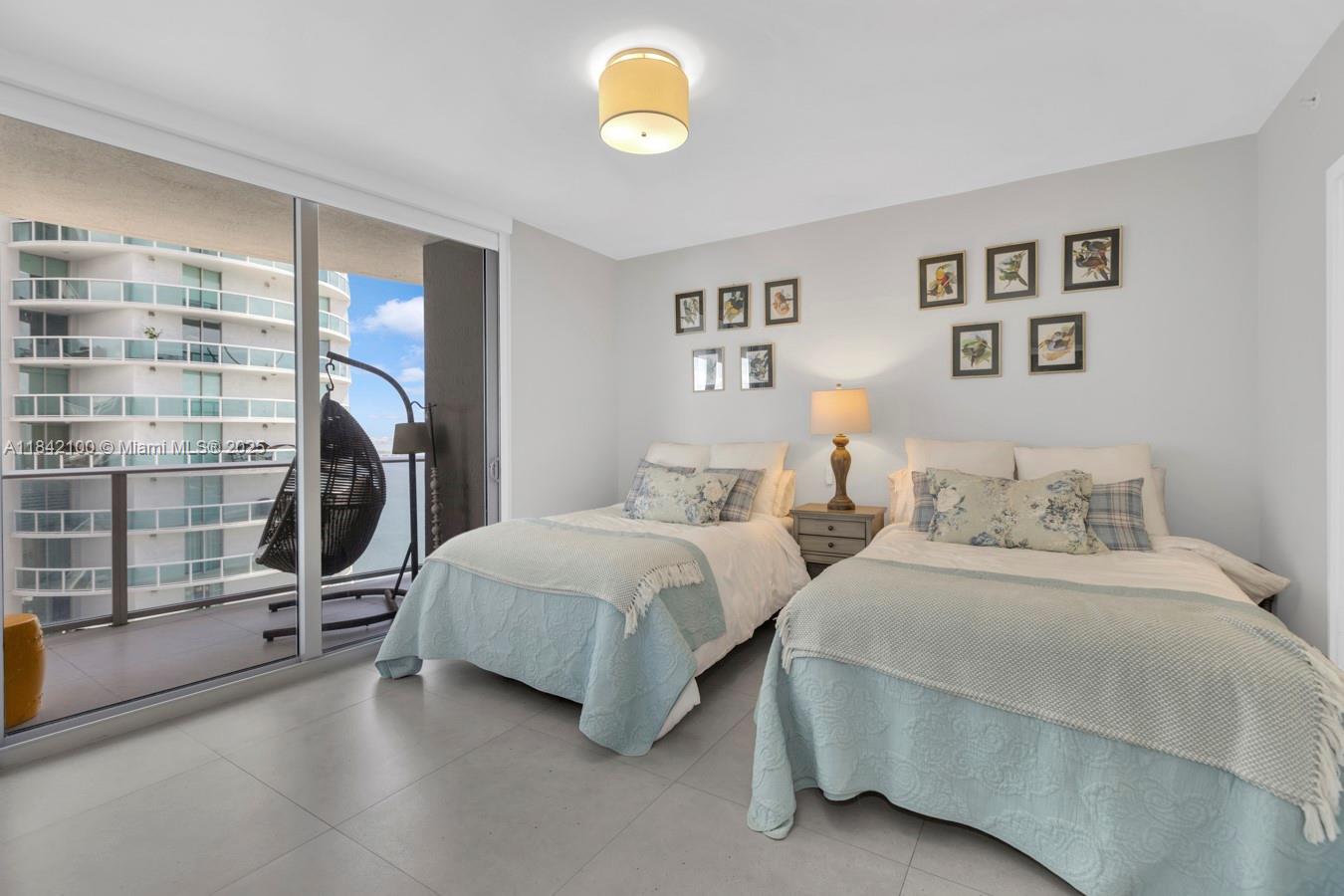 image Aria On The Bay Condo23