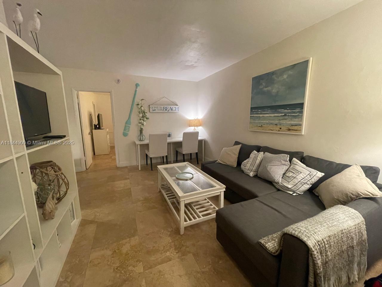 100 Sunrise Dr #27