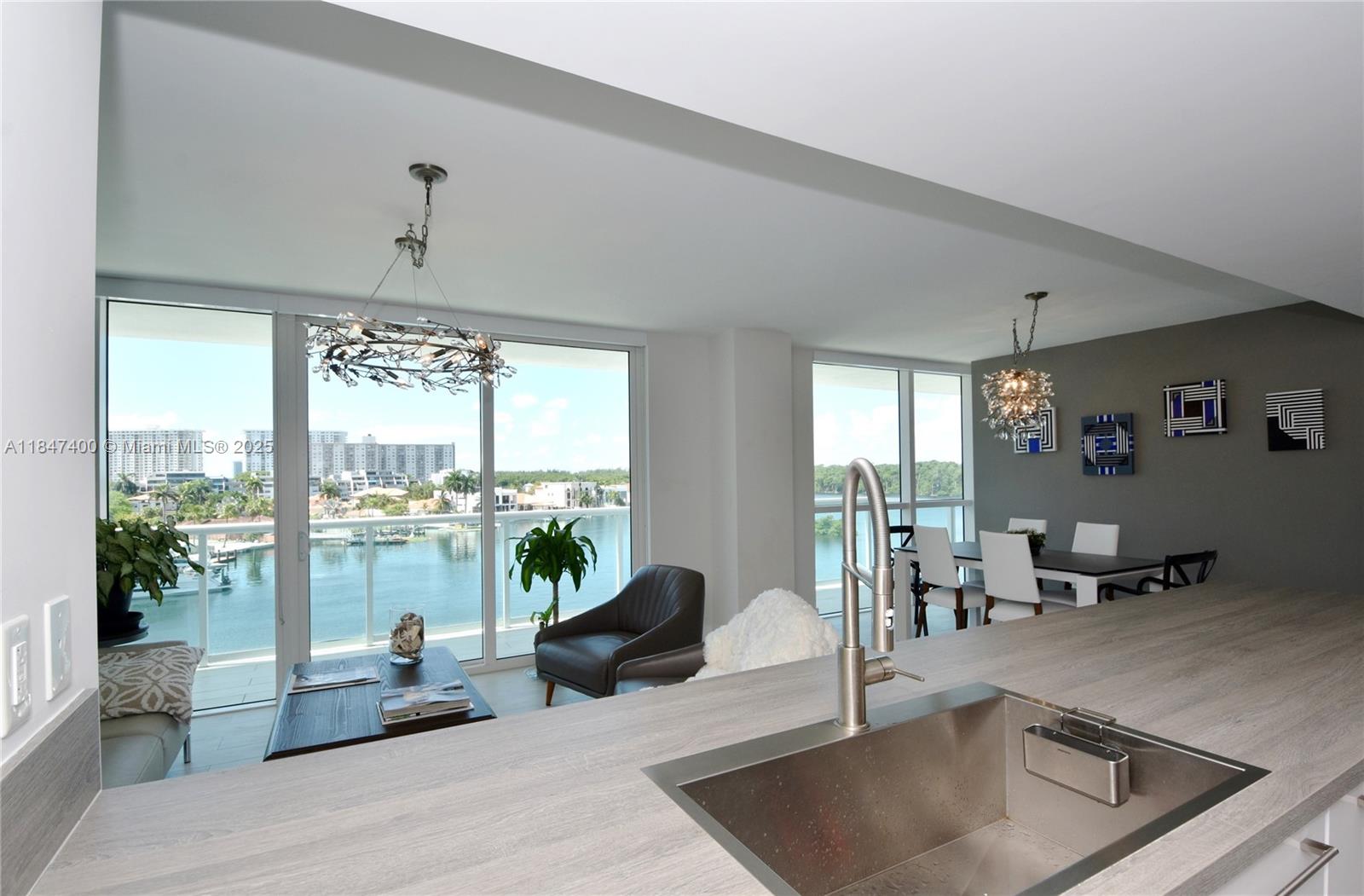 400 Sunny Isles Blvd #521