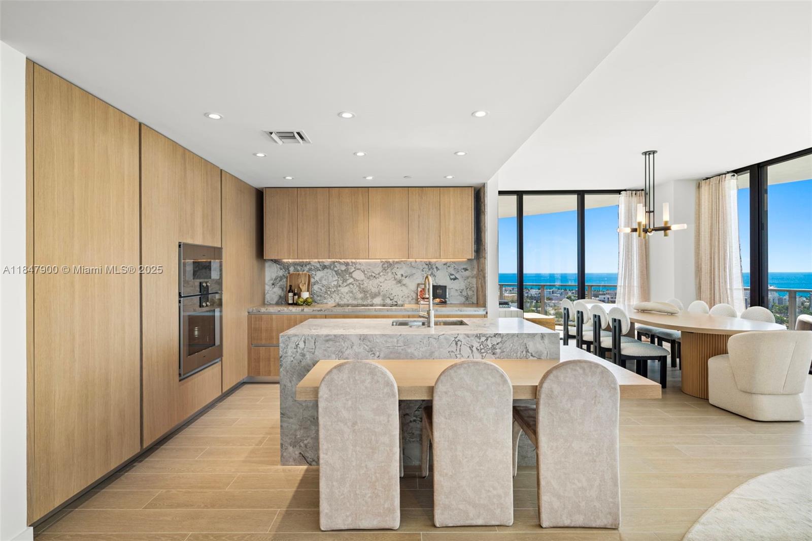 Undisclosed Address Miami Beach, FL 33139