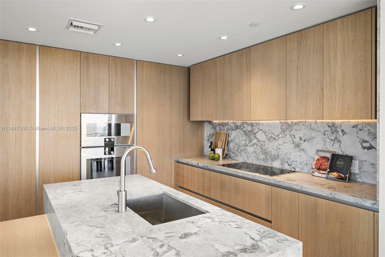 Undisclosed Address Miami Beach, FL 33139