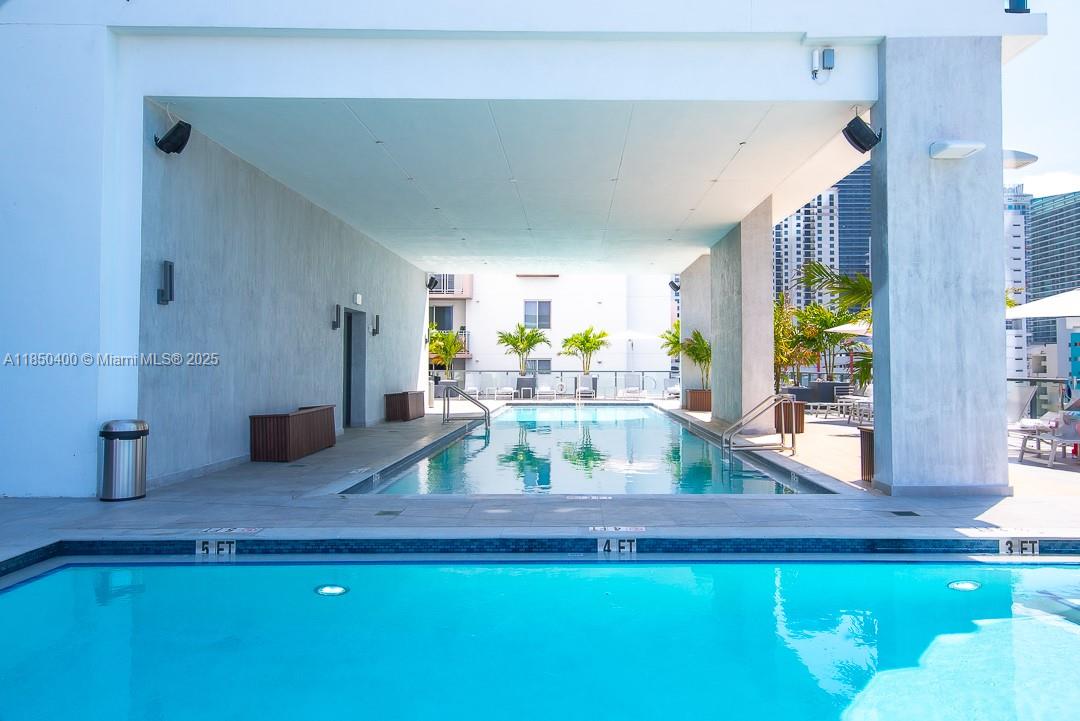 image Smart Brickell2