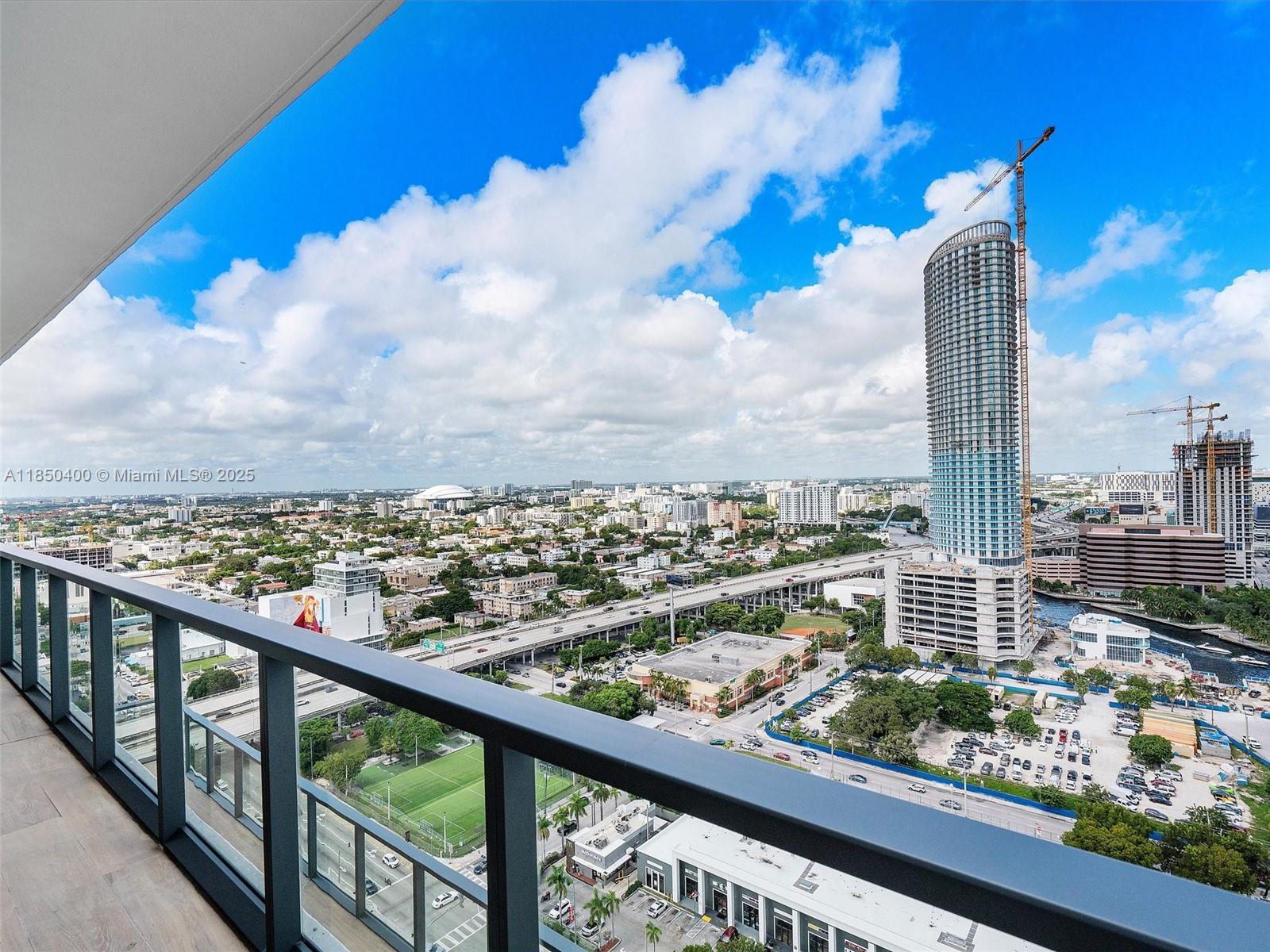 image Smart Brickell48