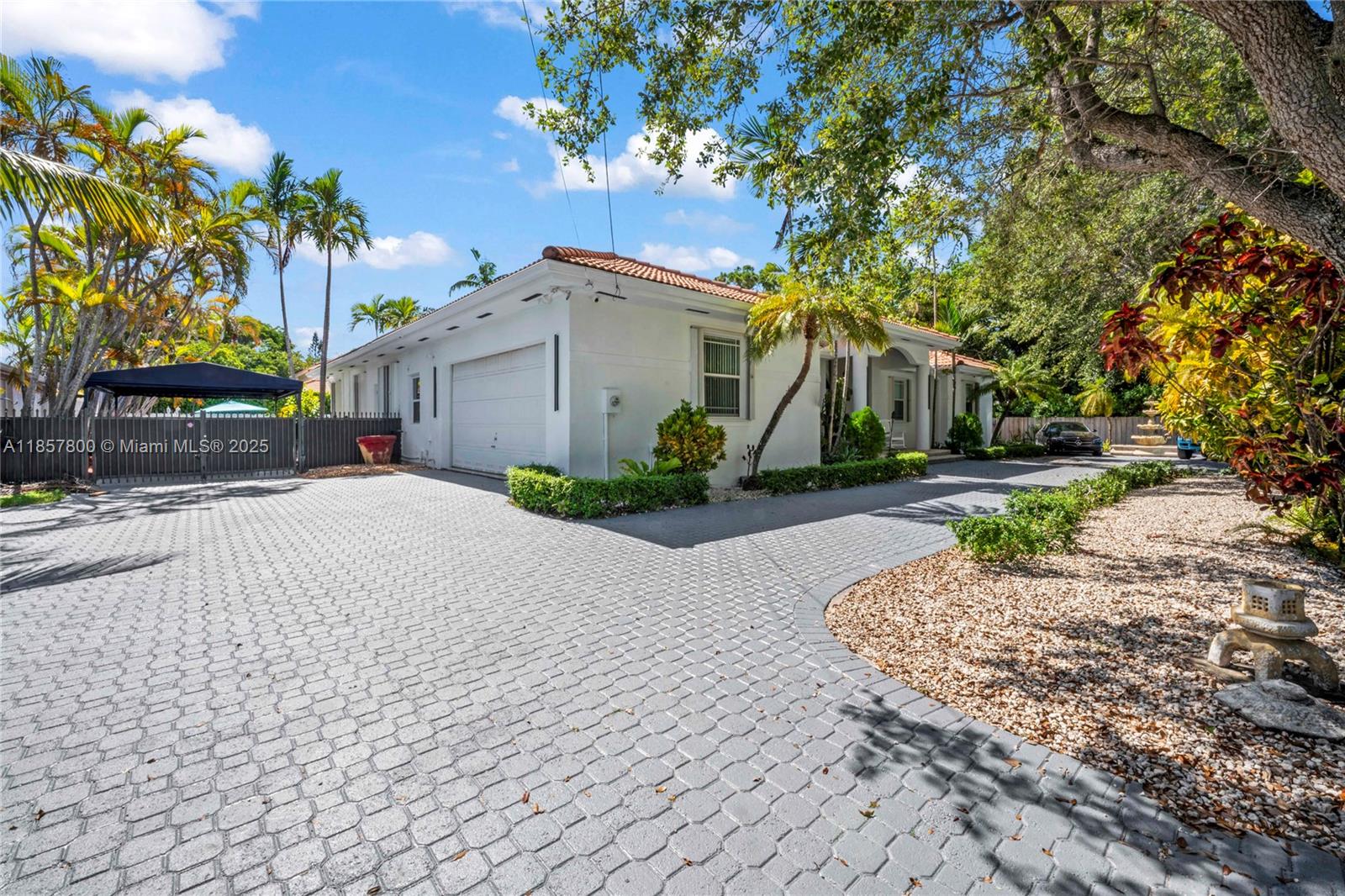 5750 SW 67th Ave Miami, FL 33143