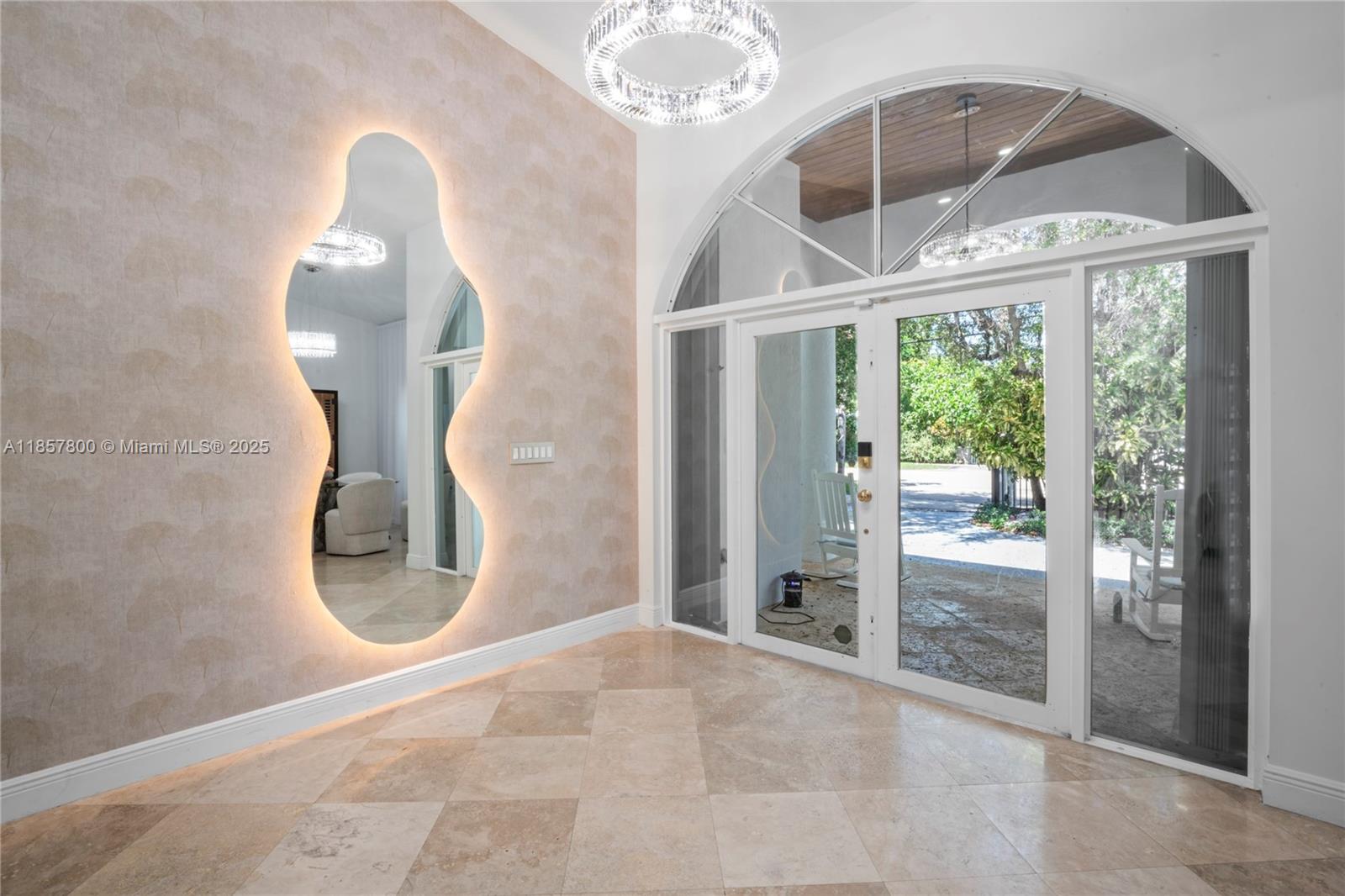 5750 SW 67th Ave Miami, FL 33143