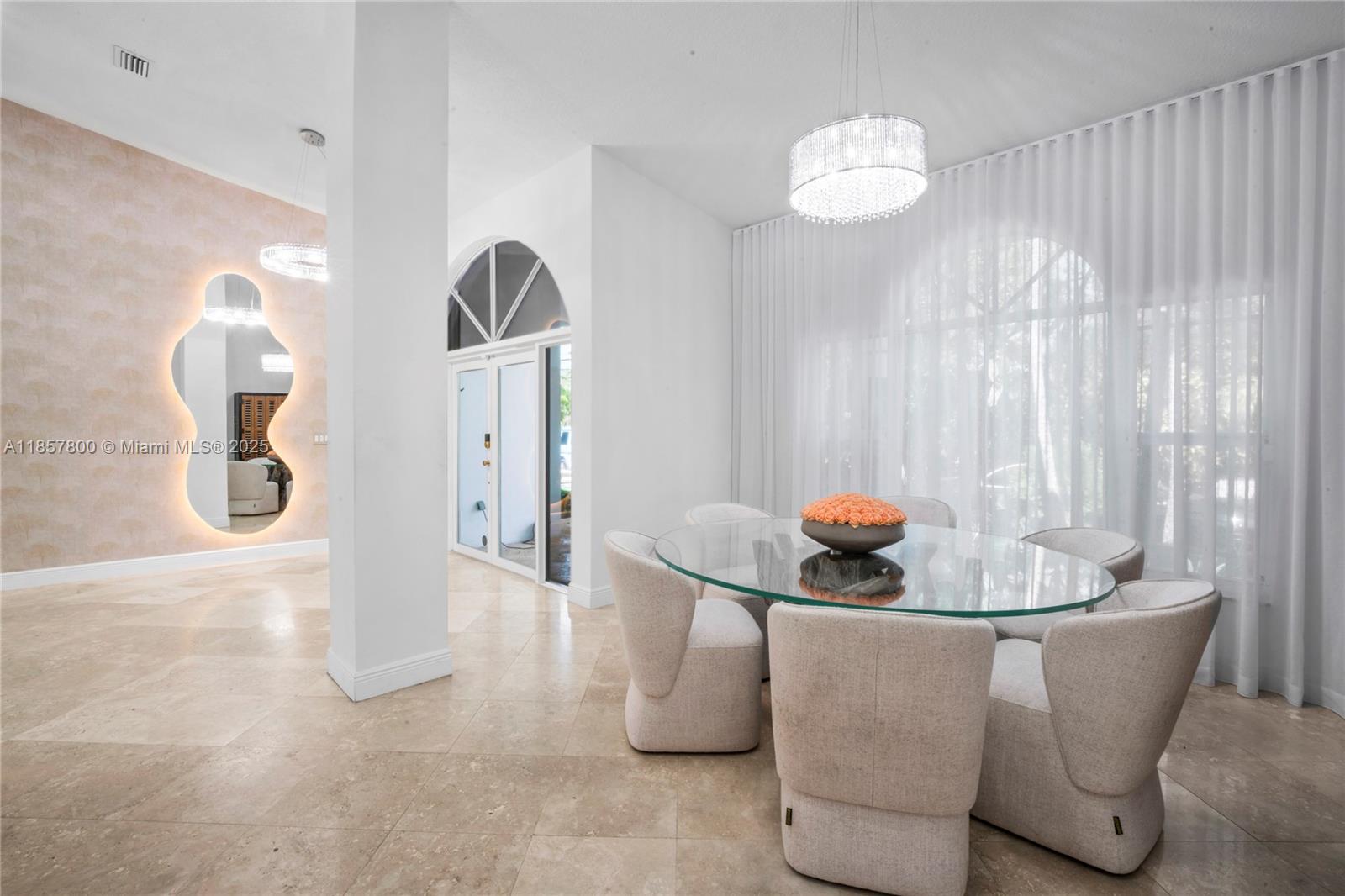 5750 SW 67th Ave Miami, FL 33143