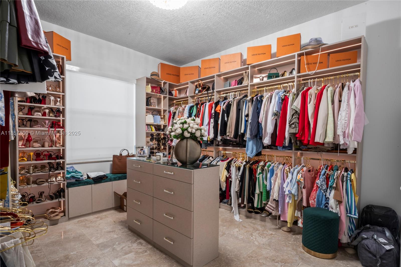 5750 SW 67th Ave Miami, FL 33143