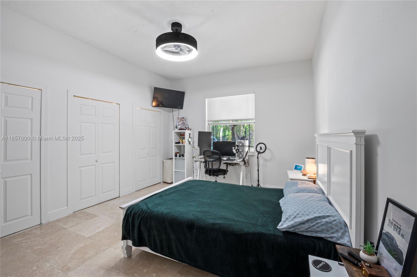 5750 SW 67th Ave Miami, FL 33143