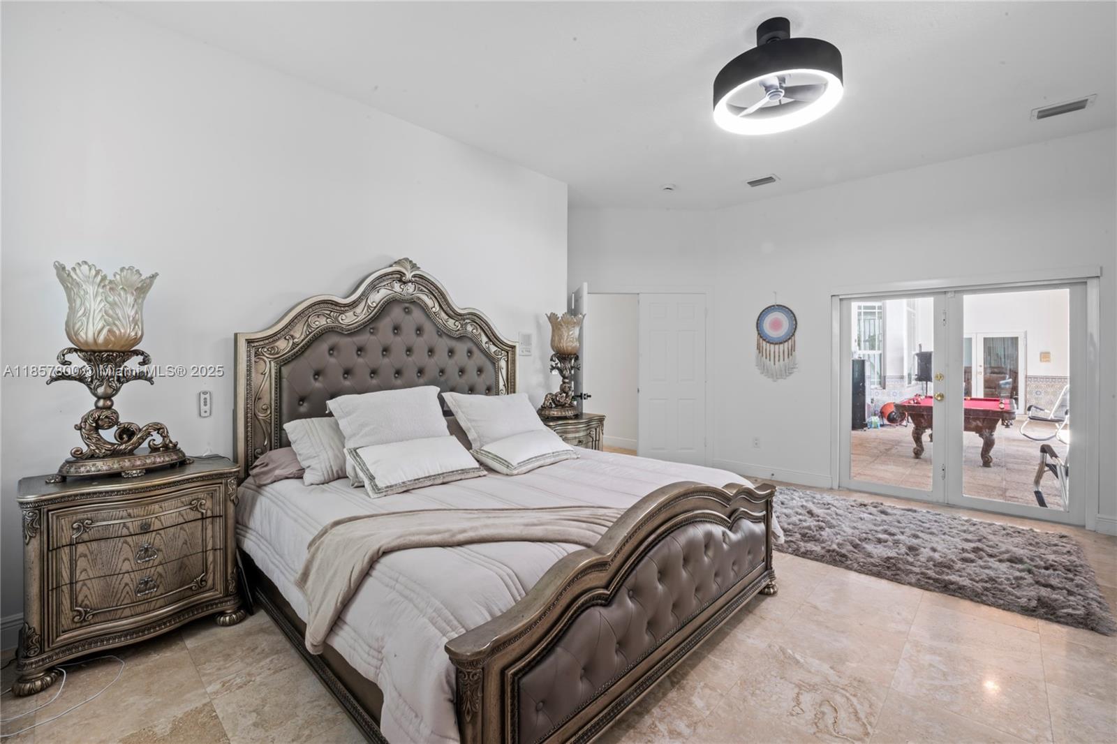 5750 SW 67th Ave Miami, FL 33143