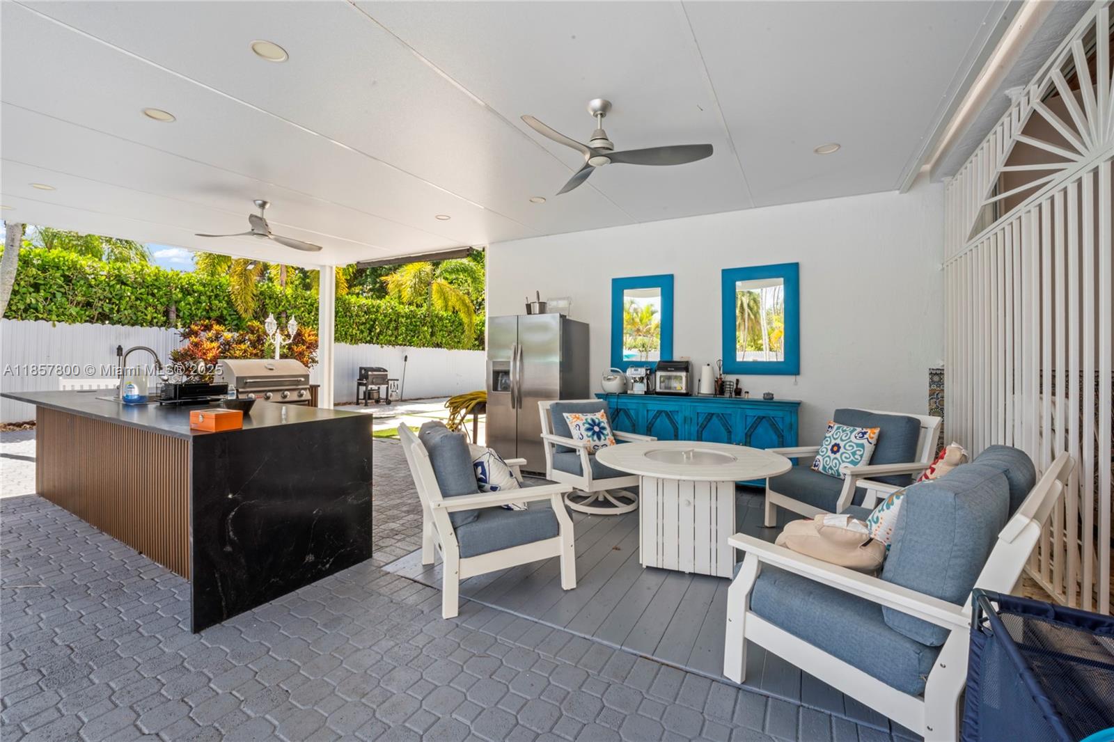 5750 SW 67th Ave Miami, FL 33143