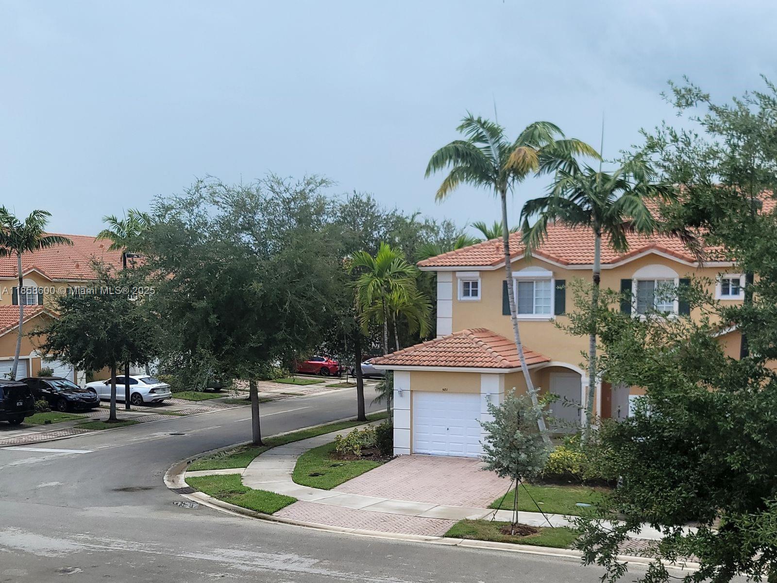 570 Princess Dr #570