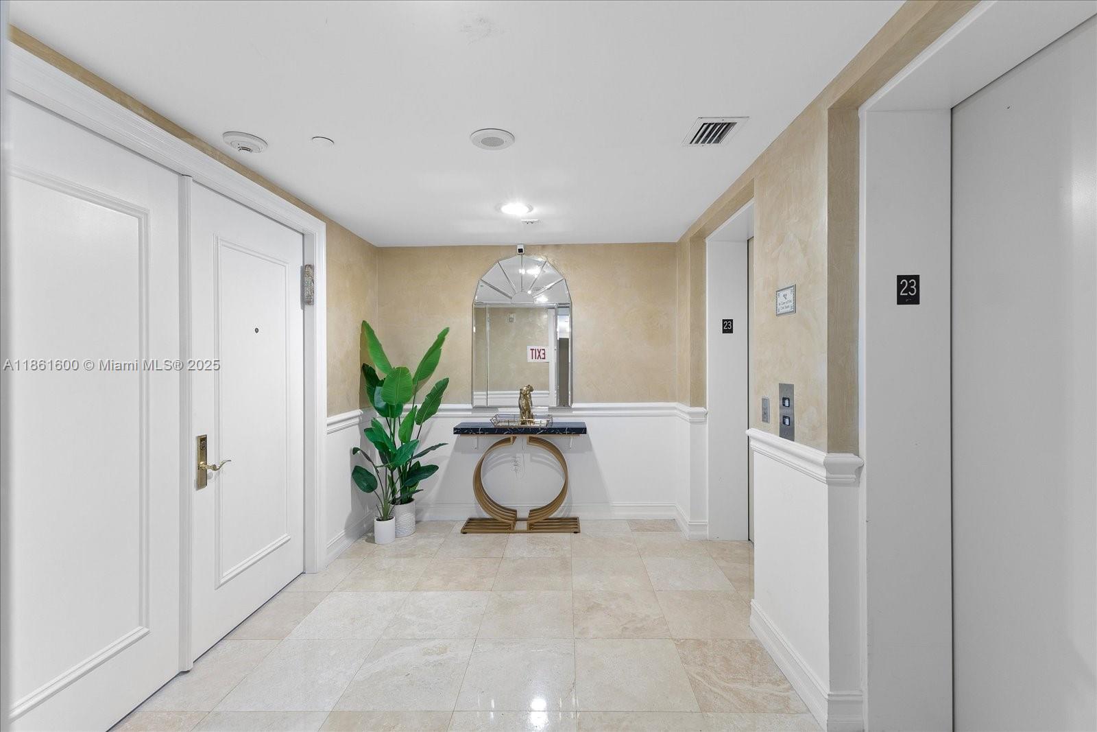 image Hamptons South Condo16