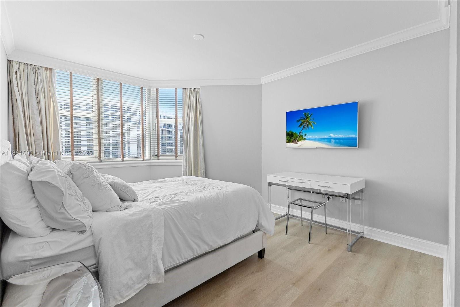 image Hamptons South Condo32